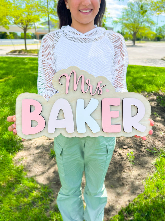 Personalized Teacher Door Sign with Daisies