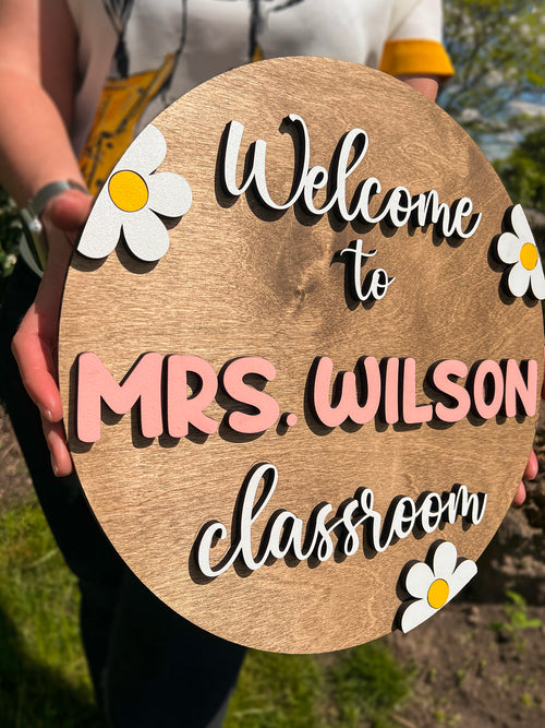 Teacher name sign Teacher appreciation gift round teacher sign Door hanger Teacher door sign Classroom door sign Teacher Christmas Gift